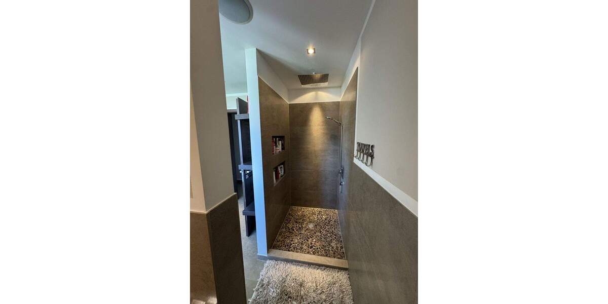 Doppelhaushälfte Rösrath - 7 Zimmer, 240 m&sup2;, 899.000&euro; | Angebot:24534219