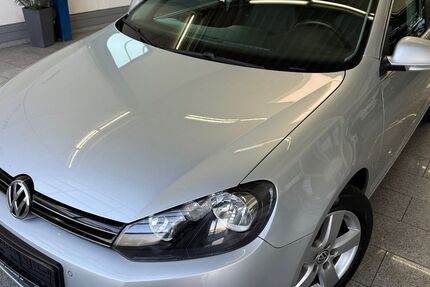 VW Golf 135.947 km 8.290 € Köln 50829