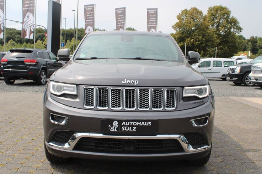 Jeep Grand Cherokee 182.980 km 15.999 € Lohmar 53797