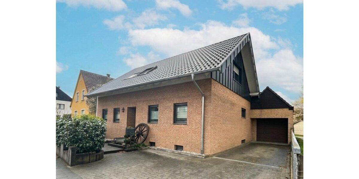 Einfamilienhaus Euskirchen - 6 Zimmer, 240 m&sup2;, 695.000&euro; | Angebot:26493584