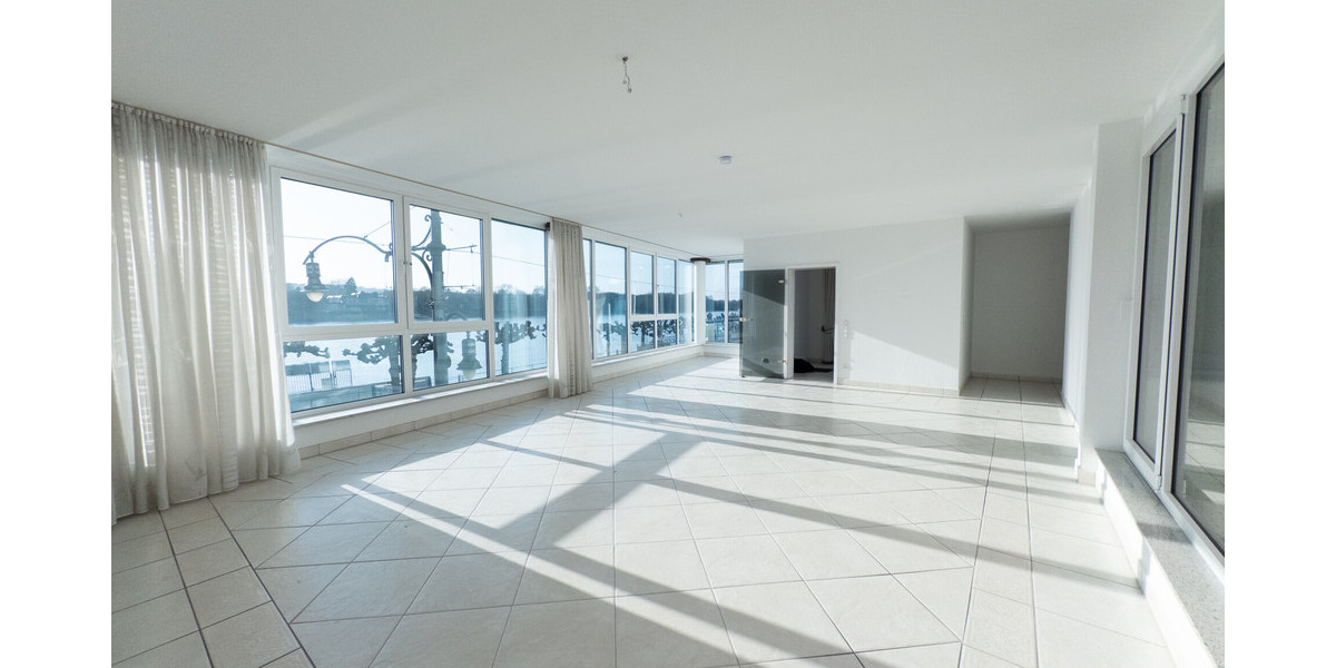 Wohnung mit Panoramablick auf den Rhein - Erdgeschoßwohnung Königswinter Altstadt - City | Angebot:24427721