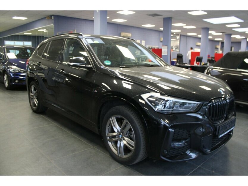 X1 xDrive20i Aut. - M SPORT -