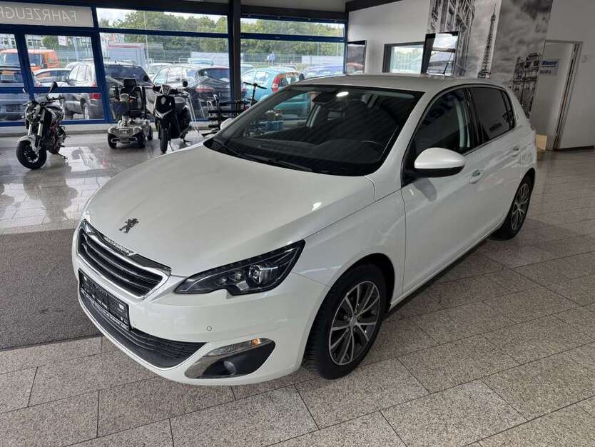 Peugeot 308 92.000 km 8.920 € Vettelschoß 53560