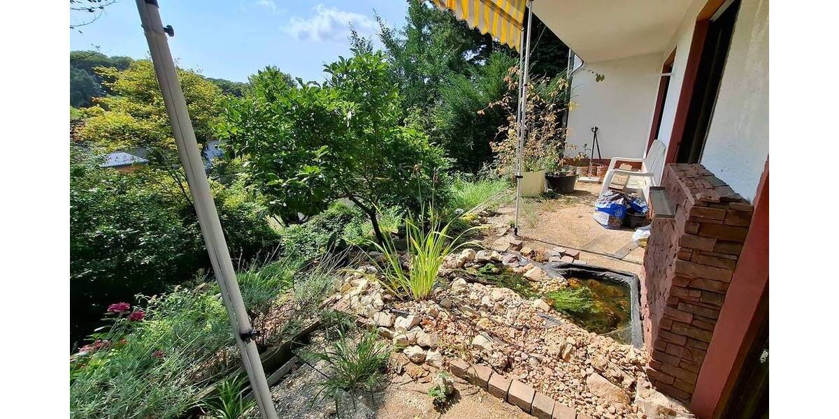 Energetisch sanierte DHH mit Garage in naturnaher Stadtrandlage von Berg. Gladbach-Heiligenstock 4 zimmer