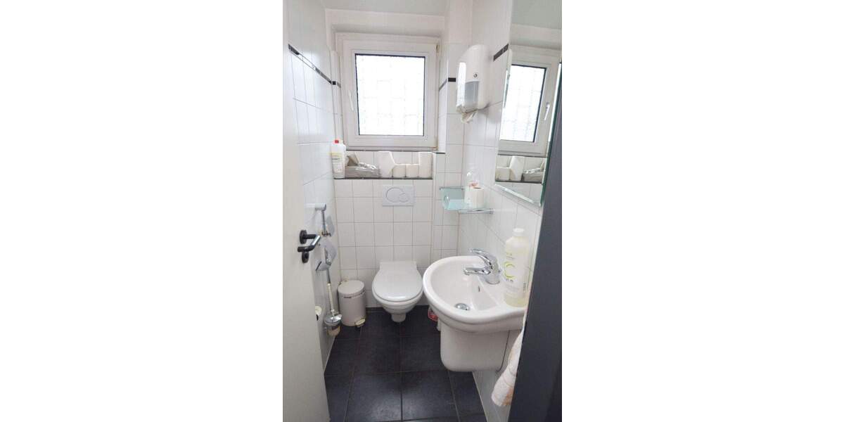 Gewerbeobjekt Wesseling - 2 Zimmer, 71 m&sup2;, 860&euro; | Angebot:24779944