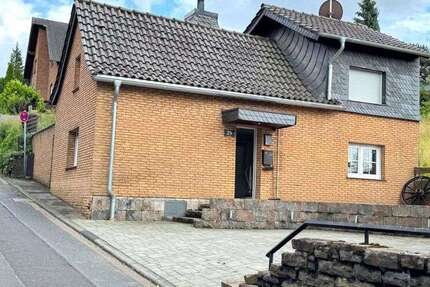 Haus zum Mieten in Hürth 1.425 € 95 m²