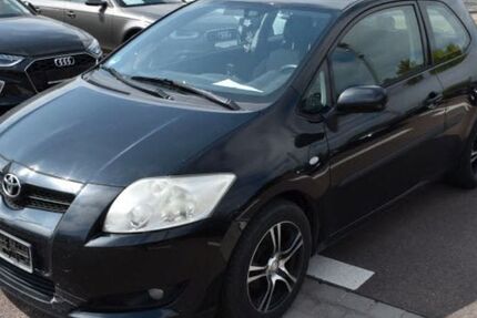 Toyota Auris 163.025 km 3.750 € Köln 51103
