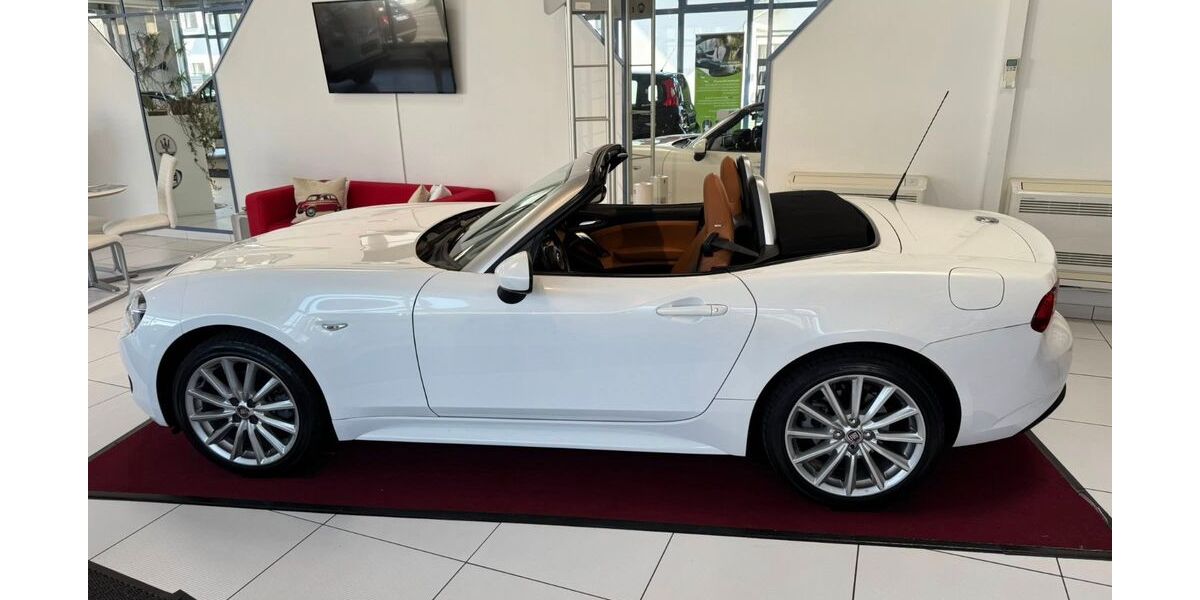 Fiat 124 Spider 14.000 km 23.900 &euro; Königswinter-Thomasberg 53639