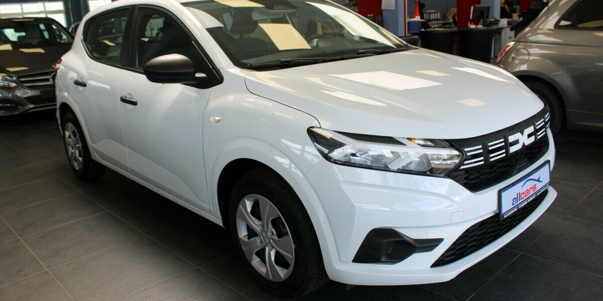 Dacia Sandero SCe 65 Essential - Klima - 18.622 km 13.480 &euro; Euskirchen 53881