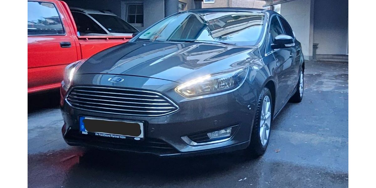 Ford Focus 36.500 km 9.400 &euro; Niehl 50735