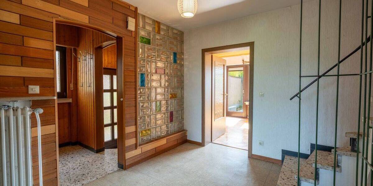 Einfamilienhaus Bonn / Holtorf Niederholtorf - 6 Zimmer, 104 m&sup2;, 435.000&euro; | Angebot:26306106