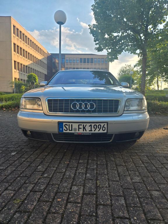 Audi A8 133.545 km 12.000 € Hennef 53773