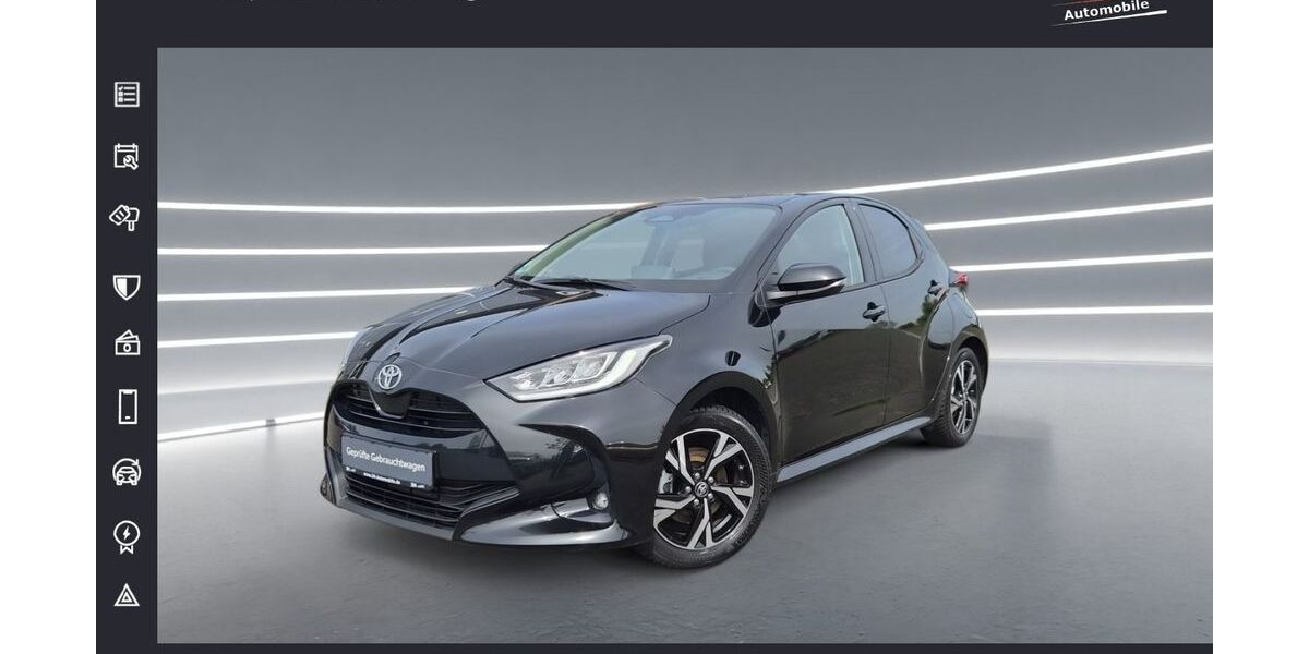 Toyota Yaris 10.968 km 23.490 &euro; Rheinbach 53359