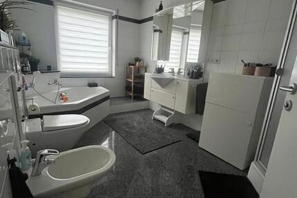 Wohnung Troisdorf Altenrath - 4 Zimmer, 107 m&sup2;, 1.600&euro; | Angebot:24662432