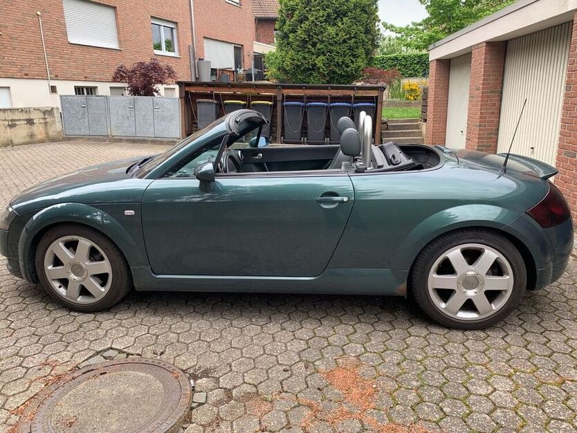 TT