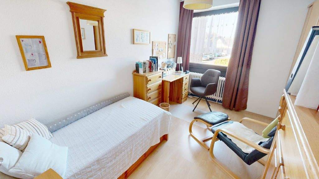 Reihenmittelhaus Erftstadt Lechenich - 5 Zimmer, 125 m&sup2;, 370.000&euro; | Angebot:25802063