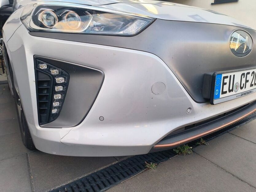 IONIQ