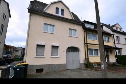 Haus Bonn Hardtberg - 12 Zimmer, 210 m&sup2;, 590.000&euro; | Angebot:25782307