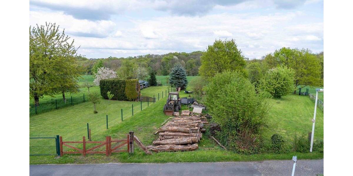 Einfamilienhaus Bonn / Holtorf Niederholtorf - 6 Zimmer, 104 m&sup2;, 435.000&euro; | Angebot:26306106