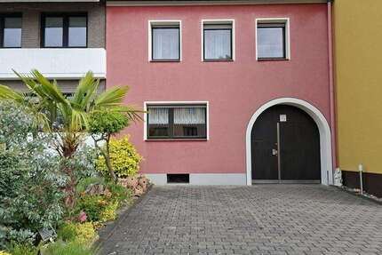 Haus Bornheim / Walberberg Walberberg - 7 Zimmer, 203 m&sup2;, 458.000&euro; | Angebot:26973196