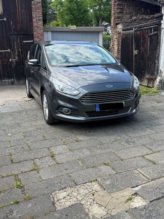S-Max