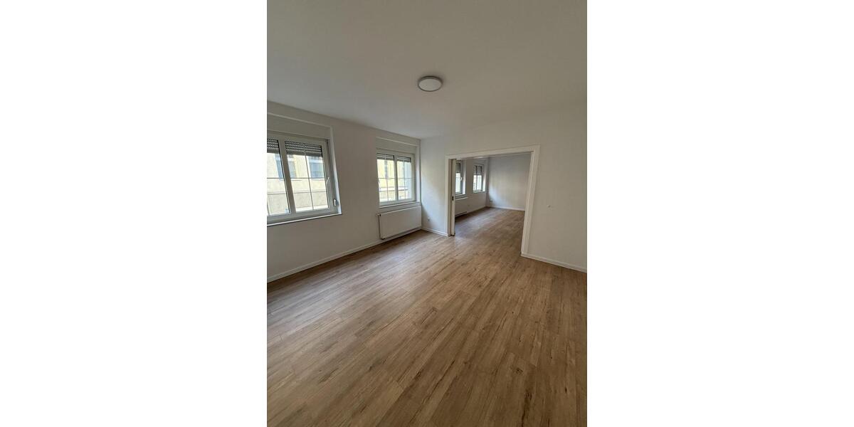 Etagenwohnung Euskirchen - 3.5 Zimmer, 80 m&sup2;, 960&euro; | Angebot:24796064