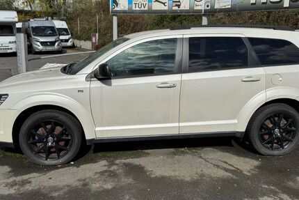 Fiat Freemont 88.800 km 14.900 &euro; Königswinter-Thomasberg 53639