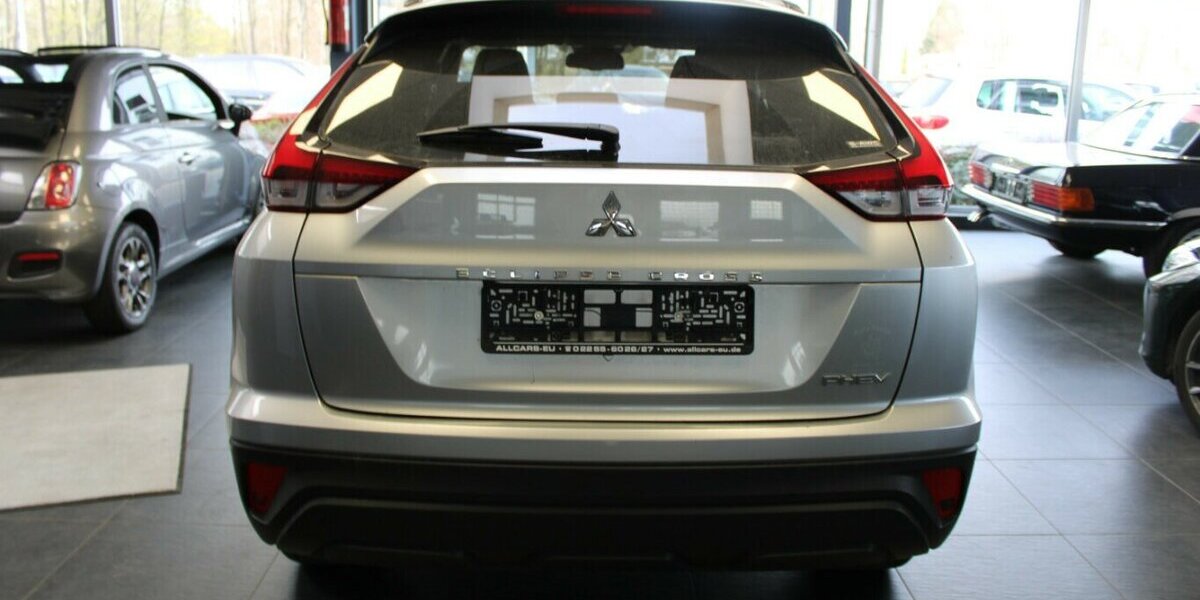 Mitsubishi Eclipse Cross Plug-In-Hybrid 4WD Basis 44.849 km 17.980 &euro; Euskirchen 53881