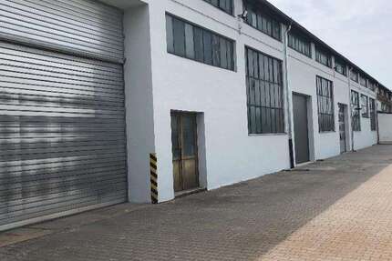Halle in Leipzig 4.490 € 765 m²