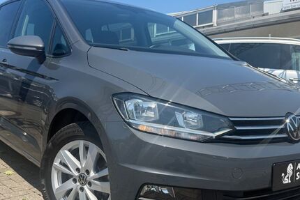 VW Touran 34.682 km 23.699 &euro; Lohmar 53797