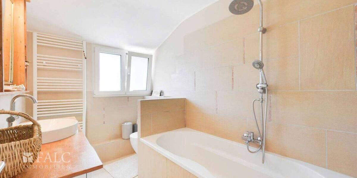 Doppelhaushälfte Köln Weiden - 4 Zimmer, 146 m&sup2;, 999.000&euro; | Angebot:26488060