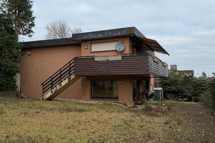 Bungalow mit Pool zum verkaufen mit Baugrundstück 5 zimmer