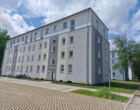 Wo das Leben so spielt : Erstbezug 2-Zi.-Wohnung mit Balkon zimmer