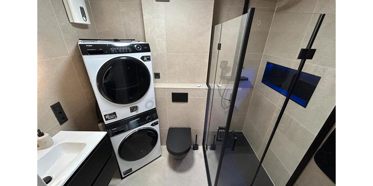 Dachgeschoßwohnung Bonn Gronau - 1 Zimmer, 13 m&sup2;, 580&euro; | Angebot:25312303