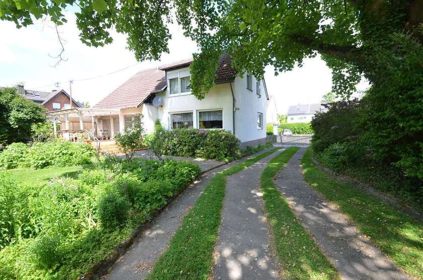 Haus zum Kaufen in Sankt Augustin Birlinghoven 889.000 € 140 m²