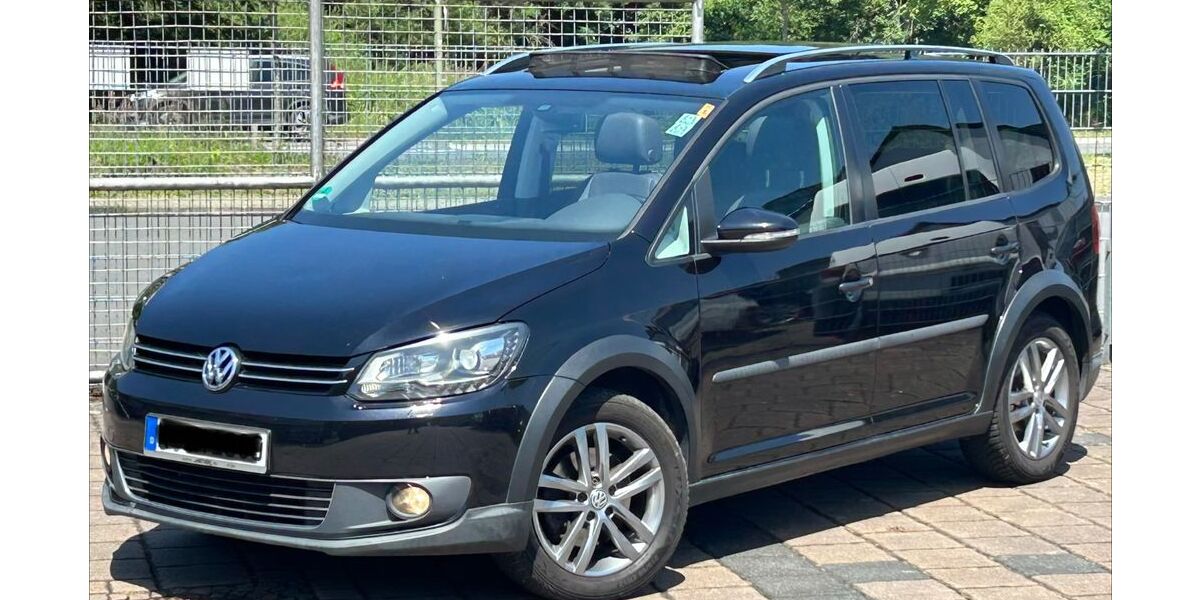 VW Touran 232.800 km 6.490 &euro; Overath bei Köln 51491