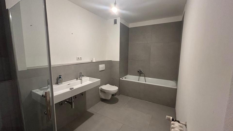 Reihenhaus Bonn Lannesdorf - 4 Zimmer, 135 m&sup2;, 1.700&euro; | Angebot:24706850