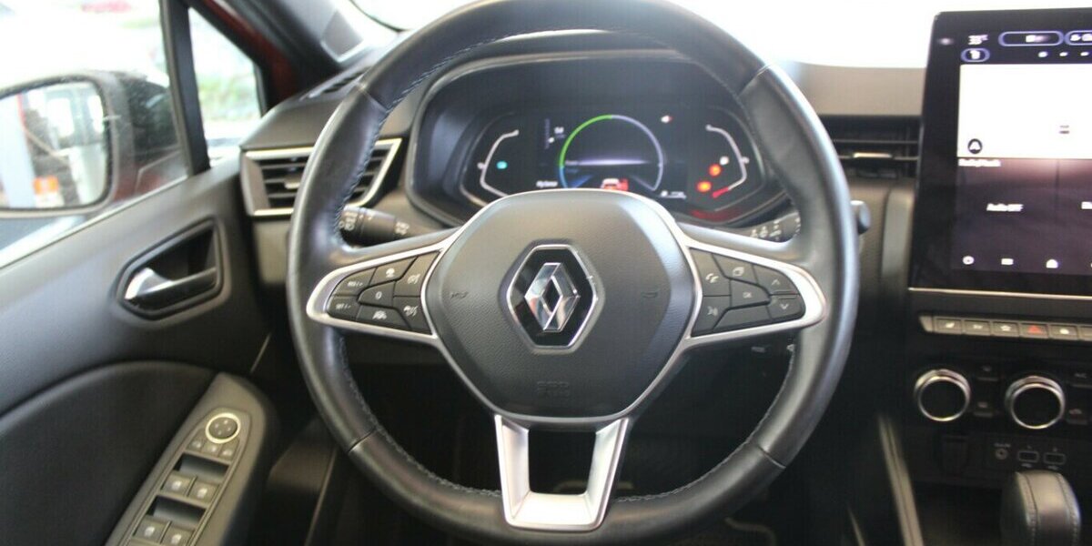 Renault Clio 1.6 E-TECH Hybrid 140 Intens 49.815 km 14.480 &euro; Euskirchen 53881