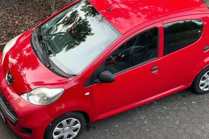Peugeot 107 134.800 km 1.799 &euro; Bonn 53173