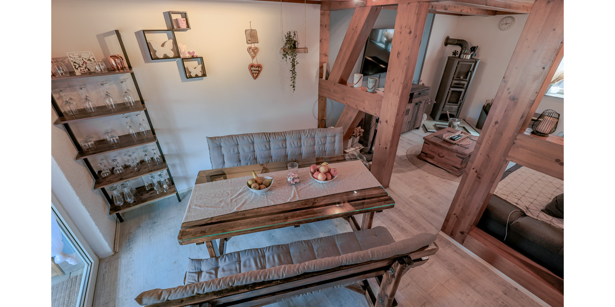 Charme, Geschichte und vielseitige Nutzungsmöglichkeiten – eine besondere Hofanlage - Einfamilienhaus Königswinter Berghausen | Angebot:27211098