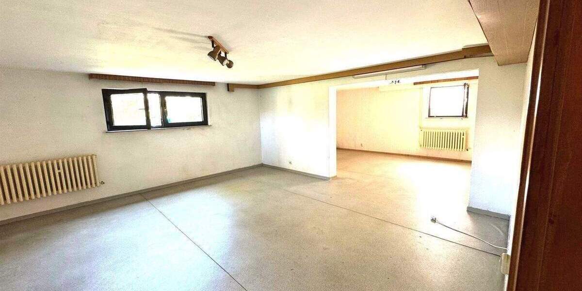 Einfamilienhaus Niederkassel - 6 Zimmer, 200 m&sup2;, 490.000&euro; | Angebot:25814969