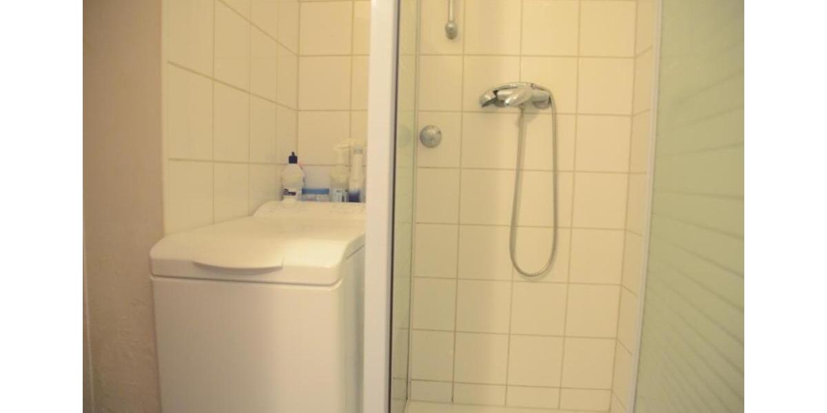 Modernes & voll möbliertes 1-Zimmer-Apartment mit Balkon in Bonn zimmer