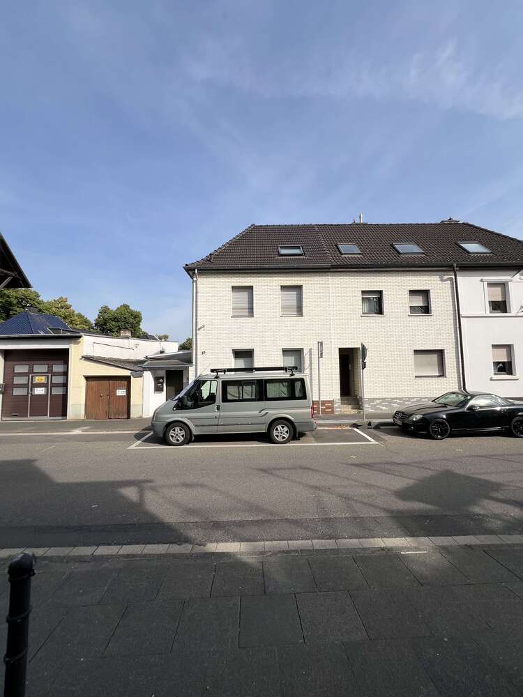 Haus zum Kaufen in Bonn 345.000 € 119 m²