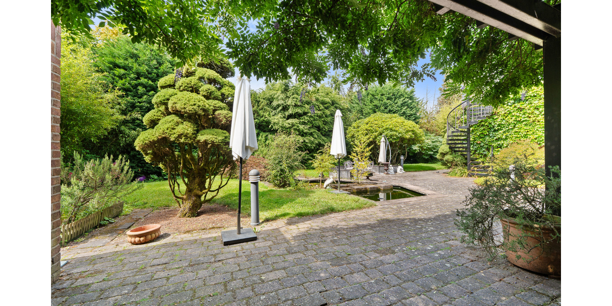 Top Lage in Bonn-Röttgen: Hochwertiges, flexibel nutzbares Architektenhaus mit Einliegerwohnung und Traumgarten. - Einfamilienhaus Bonn / Röttgen Röttgen | Angebot:24813522