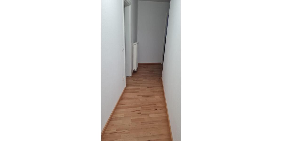 Dachgeschoßwohnung Bornheim - 2 Zimmer, 65 m&sup2;, 900&euro; | Angebot:24715318