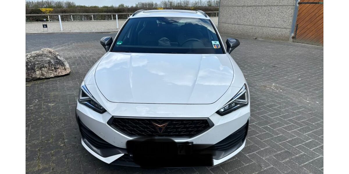 Cupra Leon 55.000 km 22.500 &euro; Vettelschoss 53560