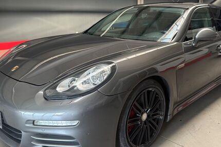 Porsche Panamera 104.800 km 27.990 &euro; Niederkassel 53859