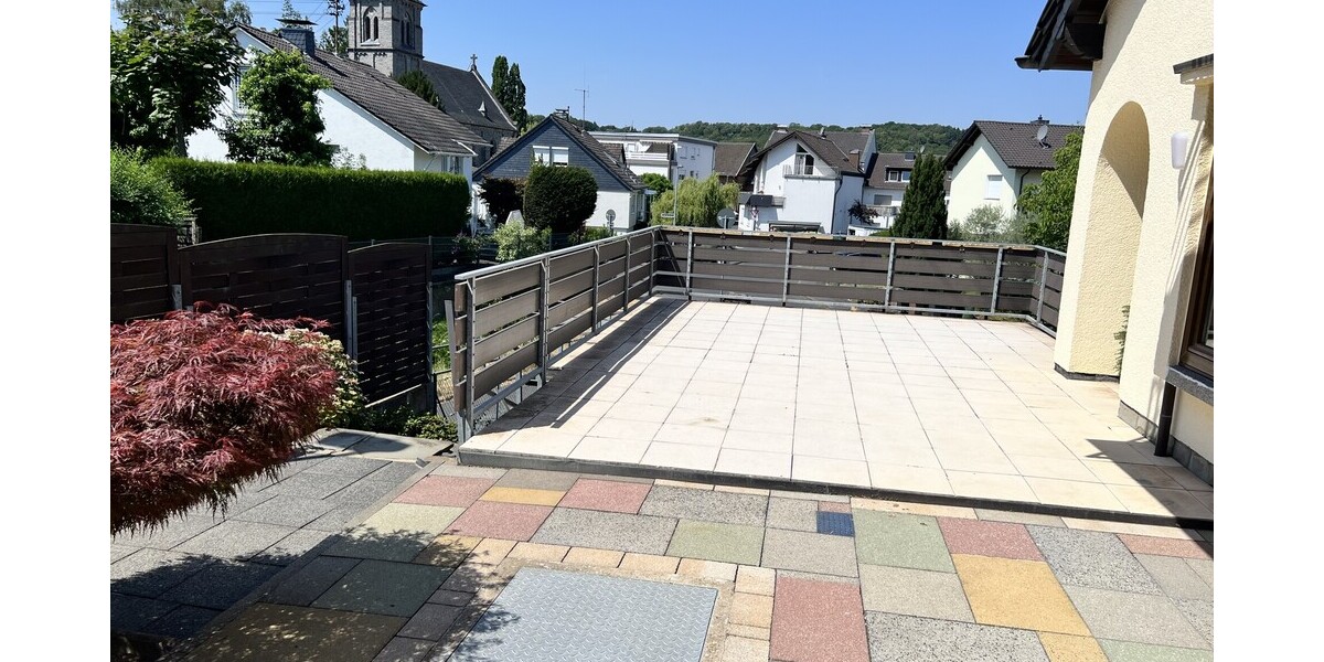 Wohnen im Grünen – Gepflegtes Einfamilienhaus mit Garage und großem Garten - Einfamilienhaus Königswinter / Thomasberg Thomasberg | Angebot:27160591