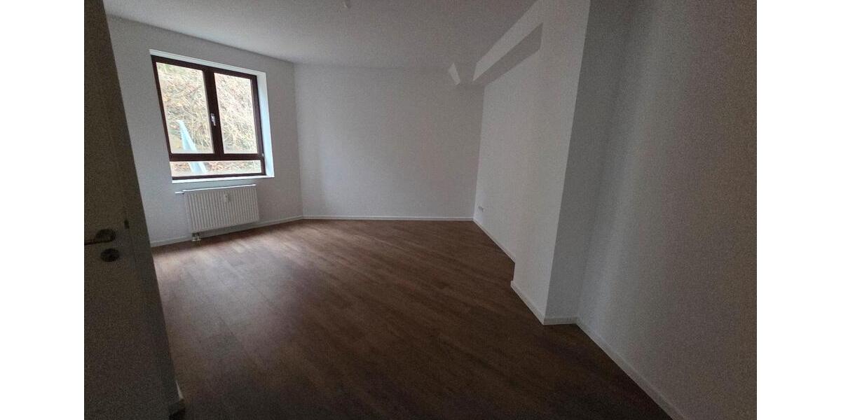Etagenwohnung Bonn Bad Godesberg - 2 Zimmer, 84 m&sup2;, 1.011&euro; | Angebot:25305593