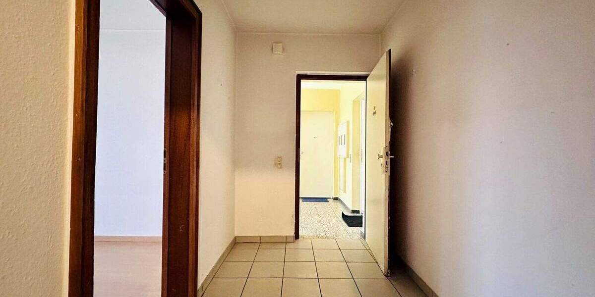 Etagenwohnung Erftstadt Liblar - 3 Zimmer, 73 m&sup2;, 179.000&euro; | Angebot:24750073